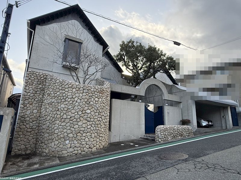 宝塚市宝梅3丁目　戸建