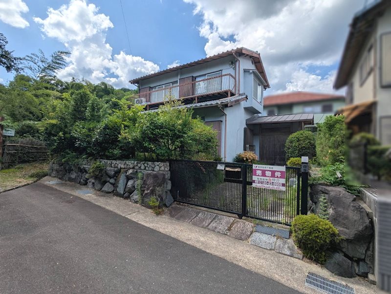 長岡京市河陽が丘一丁目　建築条件なし売土地