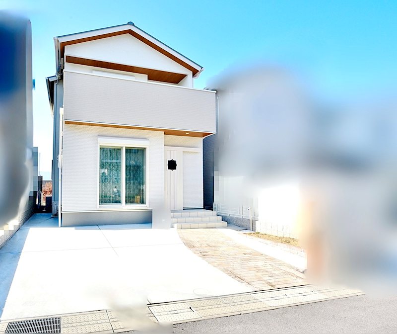 亀岡市篠町馬堀向端　戸建