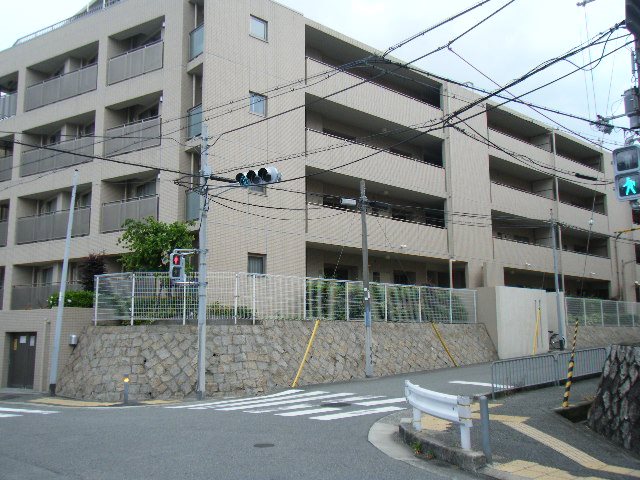 ステイツ豊中中桜塚ヒルズ