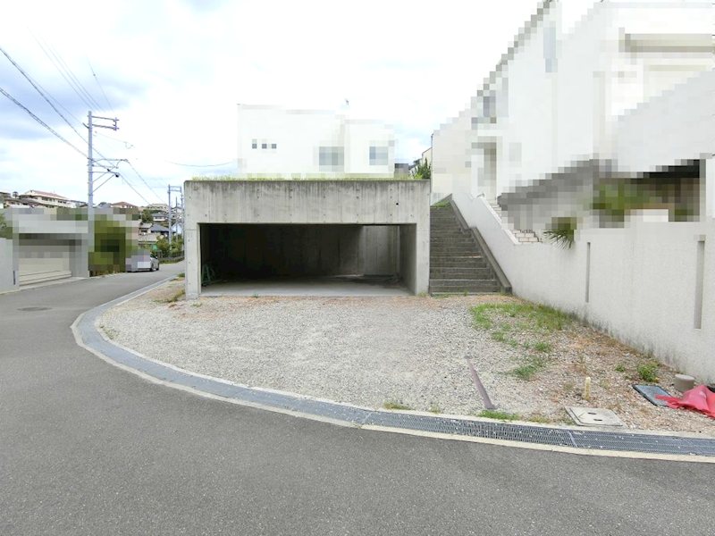 豊中市東豊中町三丁目